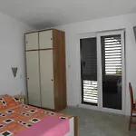 In With Sea View, Terrace, Air Conditioning Wifi 3812-5 아파트 포드고라